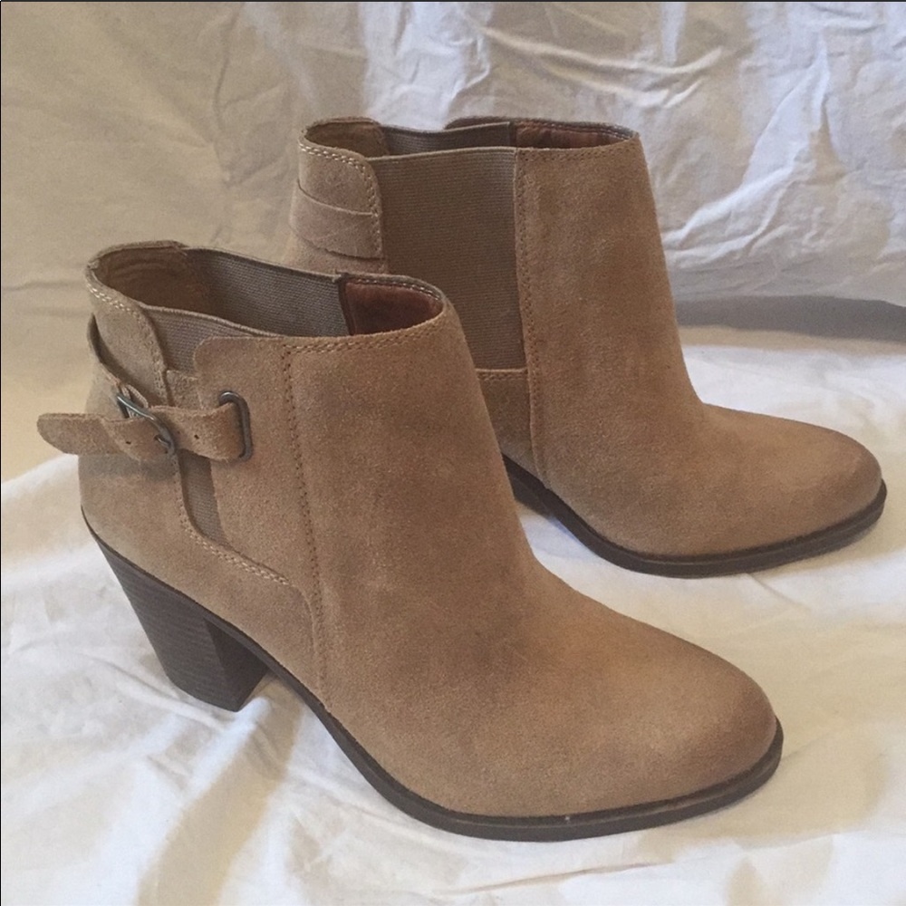 Like new lucky Esperanza leather booties